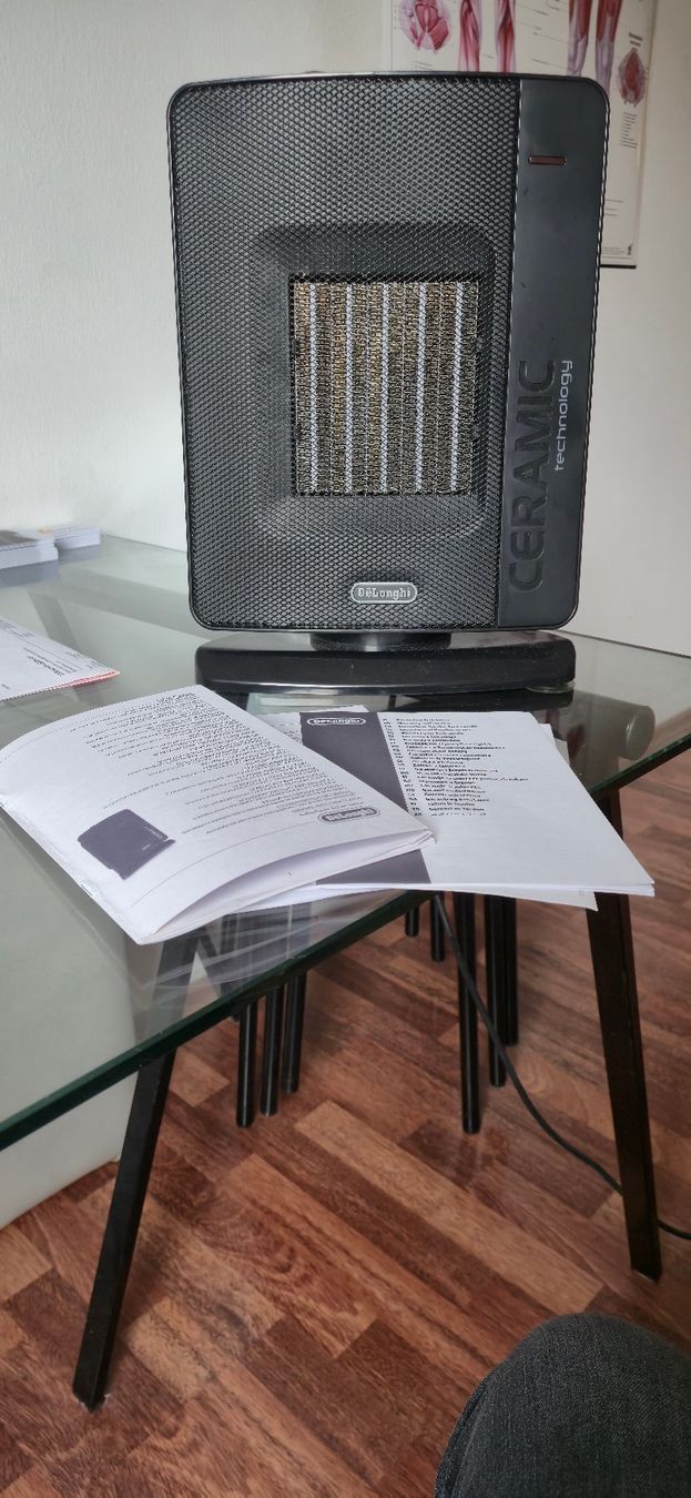 De'Longhi Radiatori: DeLonghi Warmluftheizer – Usato da Bern venduto da pia_7kqs 1