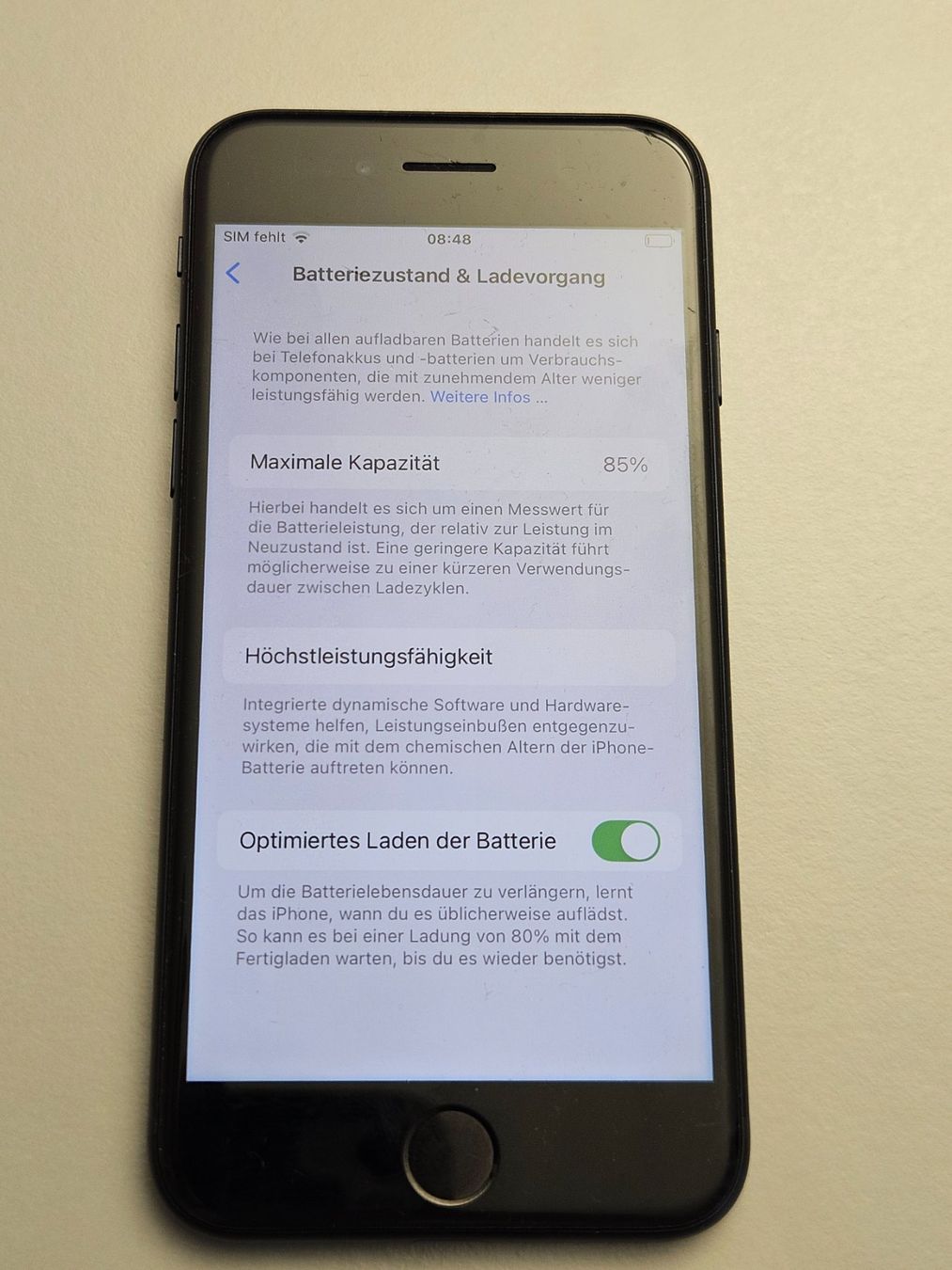 Apple Telefoni cellulari / Smartphones: iPhone SE mit 64GB in gutem Zustand – Usato da Hinwil venduto da 97 2
