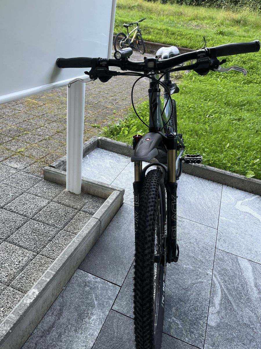 Specialized Velos: Specialized Stumpjumper  Top Bike! – Gebraucht aus Sarnen von I.Ah 5