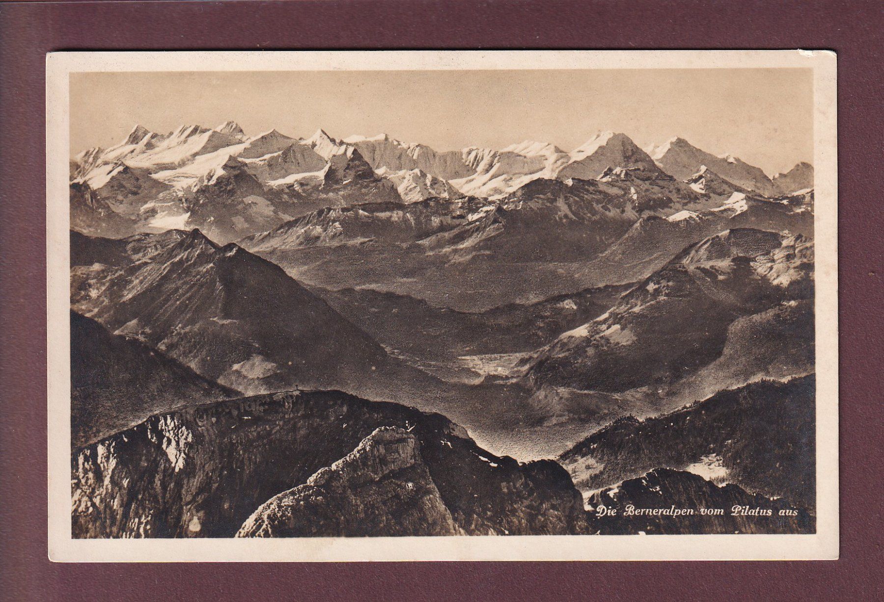 Cartoline postali: BERNERALPEN vom Pilatus aus – Usato da Pully venduto da nicecards