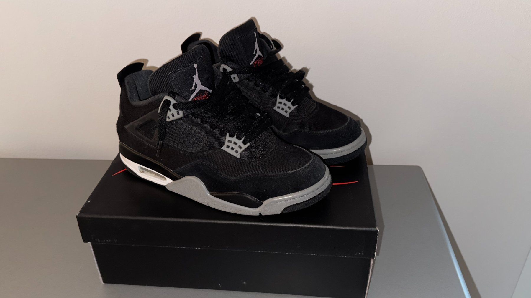Jordan Herrenschuhe: Air Jordan 4 Retro SE Black Canvas – Gebraucht aus Thun von mas_p66x