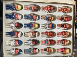 Figuren / Schlüsselanhänger Antike 24 Stück