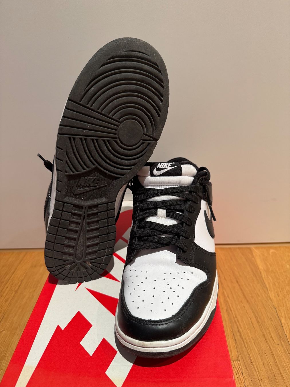 Chaussures hommes: Nike Dunk Low Panda Gr:41 – D'occasion à Sissach par Kicks13 2