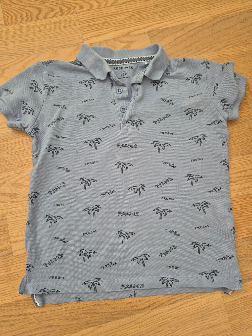 Hemden, T-Shirts & Polos: Polohemd Grösse 122 – Gebraucht aus Pfäffikon SZ von Ka6ka