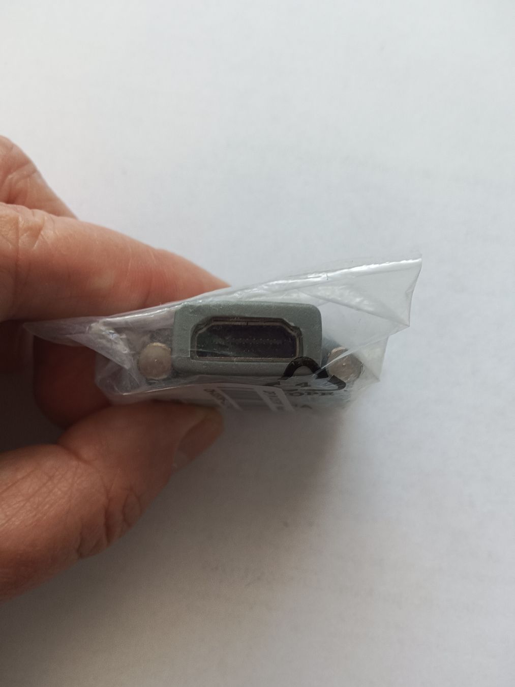Unità & Adattatore: VGA Stecker auf USB – Nuovo e nell'imballaggio originale da Grächen venduto da Eifelelch 2