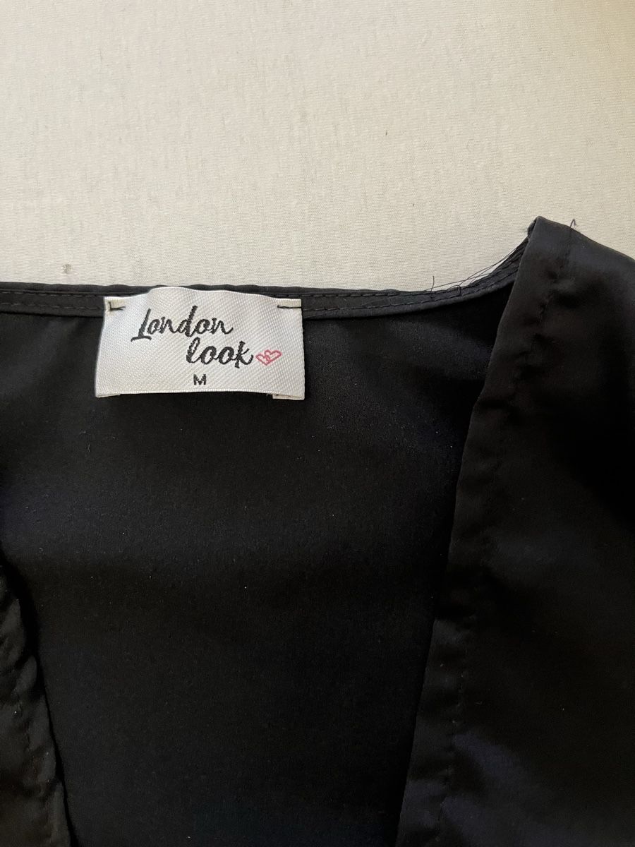 Camicette: Damen Bluse schwarz Grösse M neuwertig – Nuovo e nell'imballaggio originale da Rüfenacht venduto da lilly_67 1