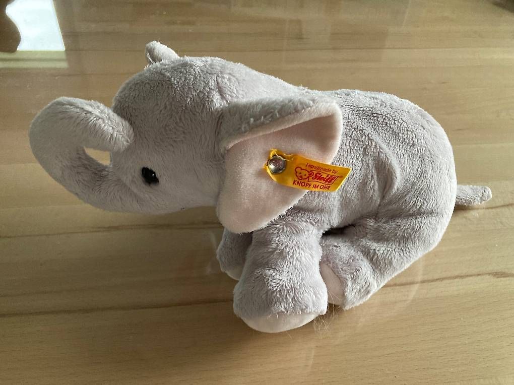 Spielzeuge: Steiff Elefant – Neu (gemäss Beschreibung) aus Oberglatt ZH von Fischli085 3