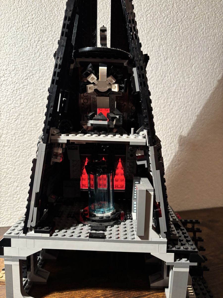 Lego Baukästen: LEGO 75251 Darth Vader's Castle - aufgebaut  – Gebraucht aus Jonen von Sschriber 5