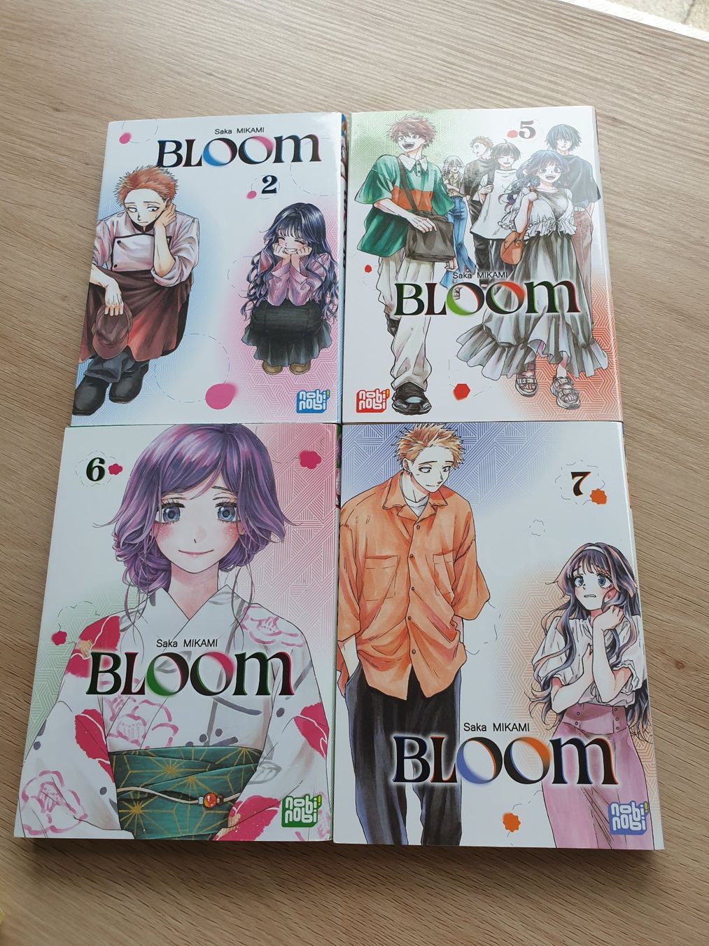 Comics: Lot de 4 mangas "Bloom" – Gebraucht aus Bévilard von Nellyne 1
