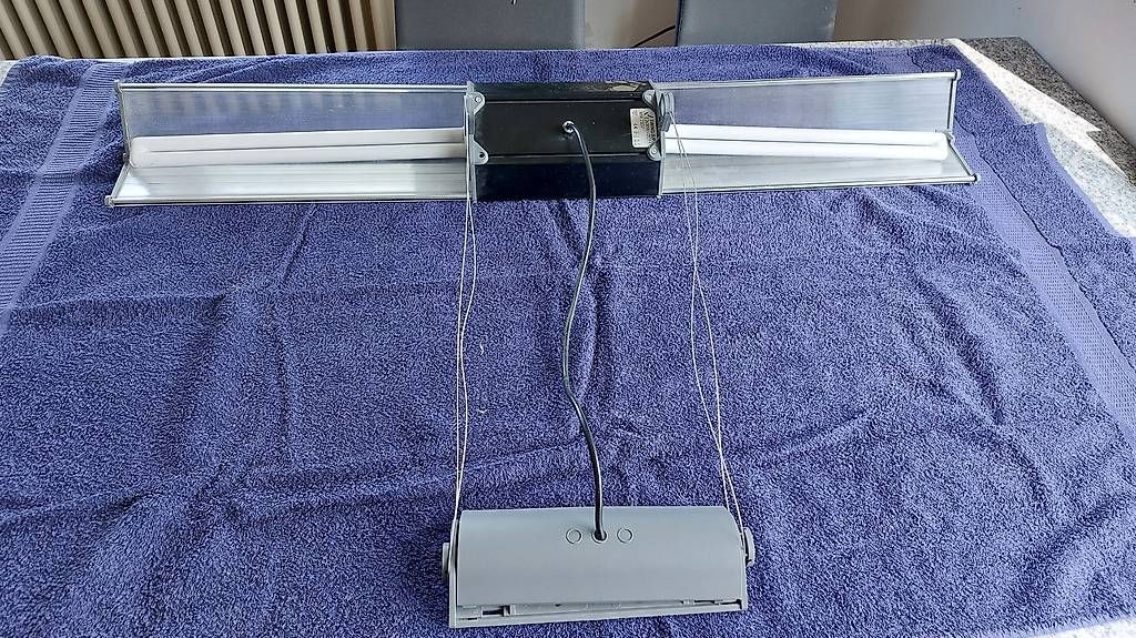 Lampadari & plafoniere: Büro-Deckenlampe – Usato da Buochs venduto da mur_8t6p