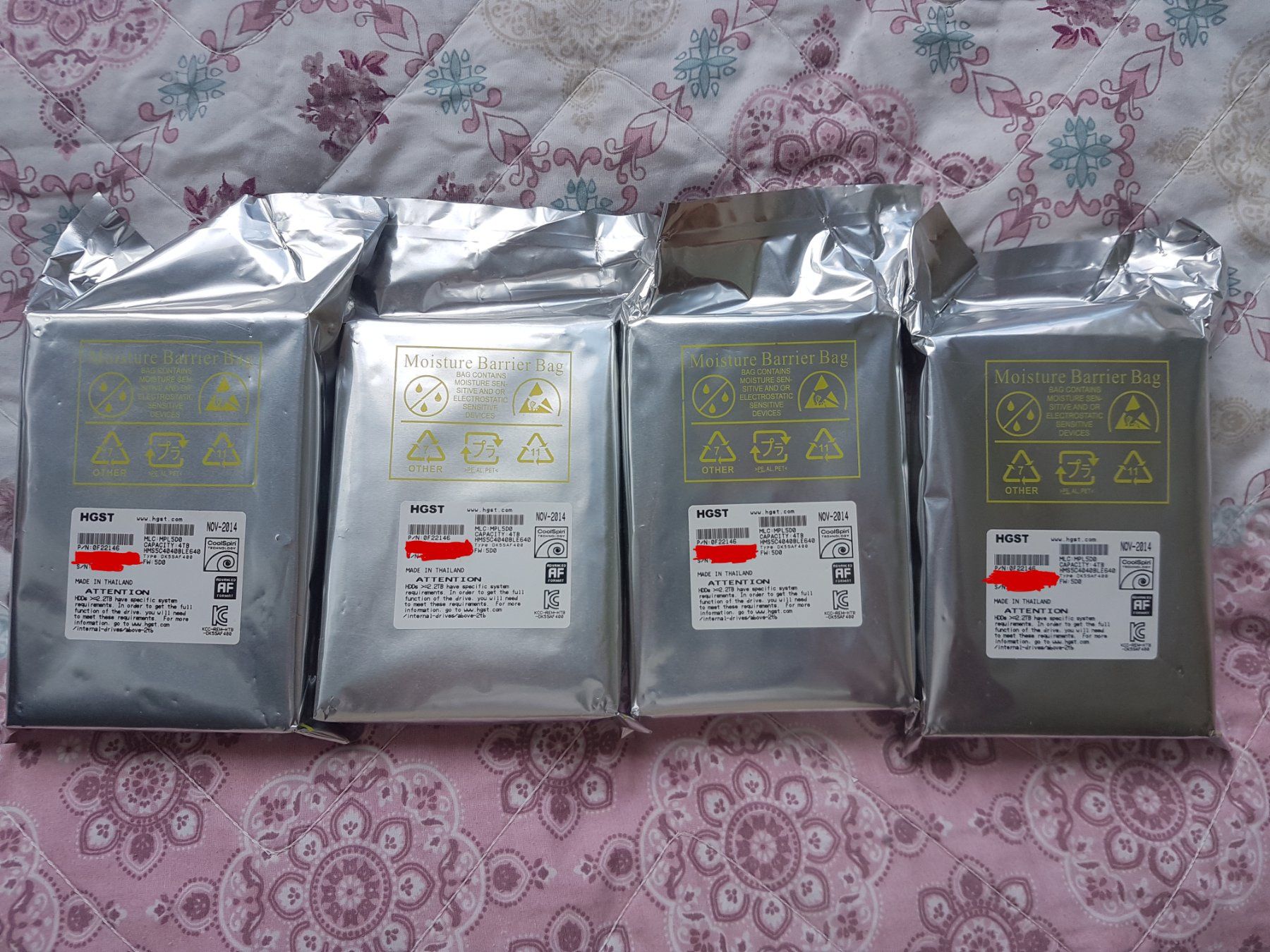 Hitachi Disques durs: 4x 4TB HardDisks HGST  Neu – Neuf avec emballage d'origine à Carouge par fat_2qfg