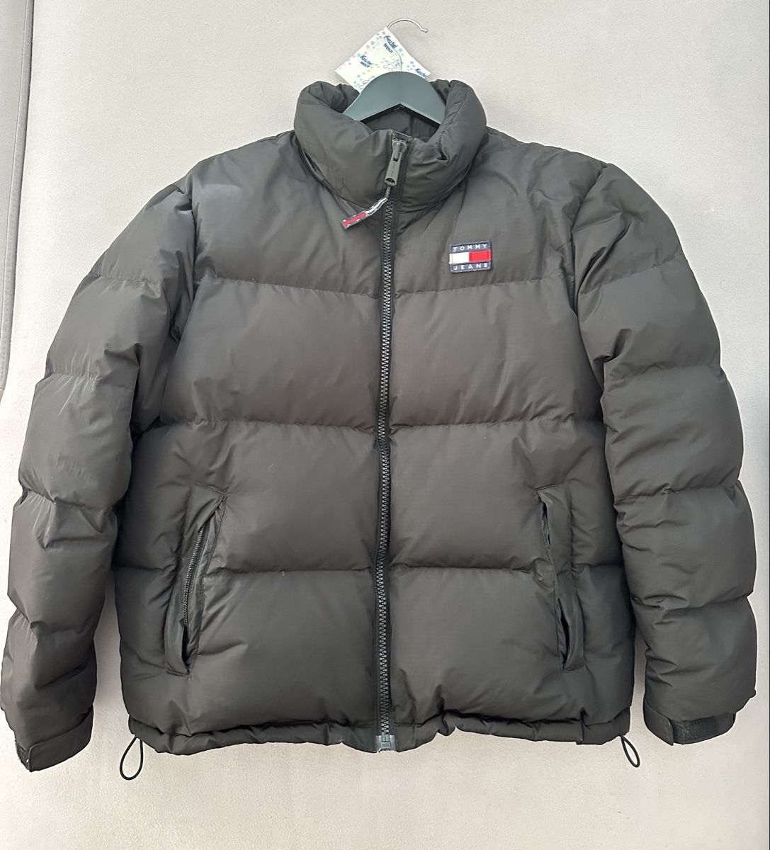 Tommy Hilfiger Jacken: Daunenjacke The Alaska Puffer – Neu (gemäss Beschreibung) aus Niederscherli von j.joerg