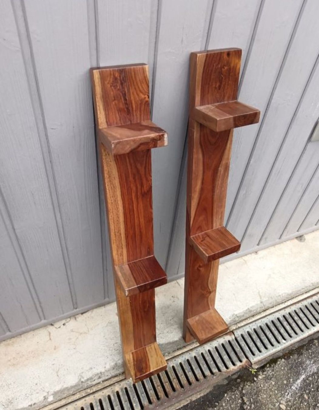 Tikamoon Regale: 2x Tikamoon Wandregal Teak – Neu (gemäss Beschreibung) aus Sursee von hypnoticpoison