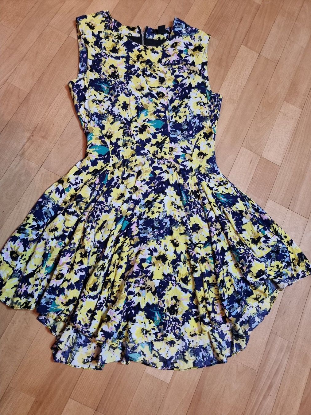 Vestiti: 🌺Kleid Größe 38-M🌺 – Usato da Wald ZH venduto da CapLux 8