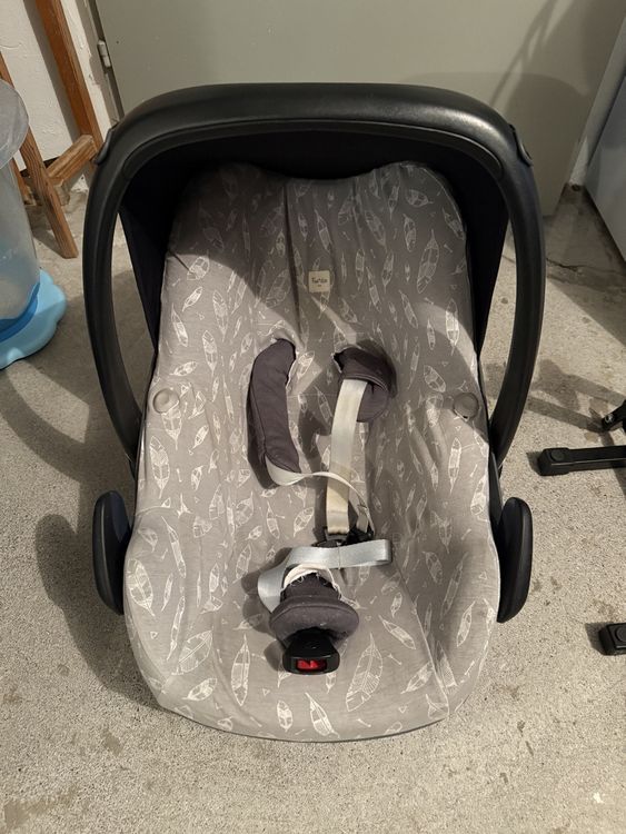 Maxi-Cosi Sièges auto: Maxi-Cosi Pebble Plus inklusive 2 Isofix-Stationen – D'occasion à Arni AG par Captain_mo