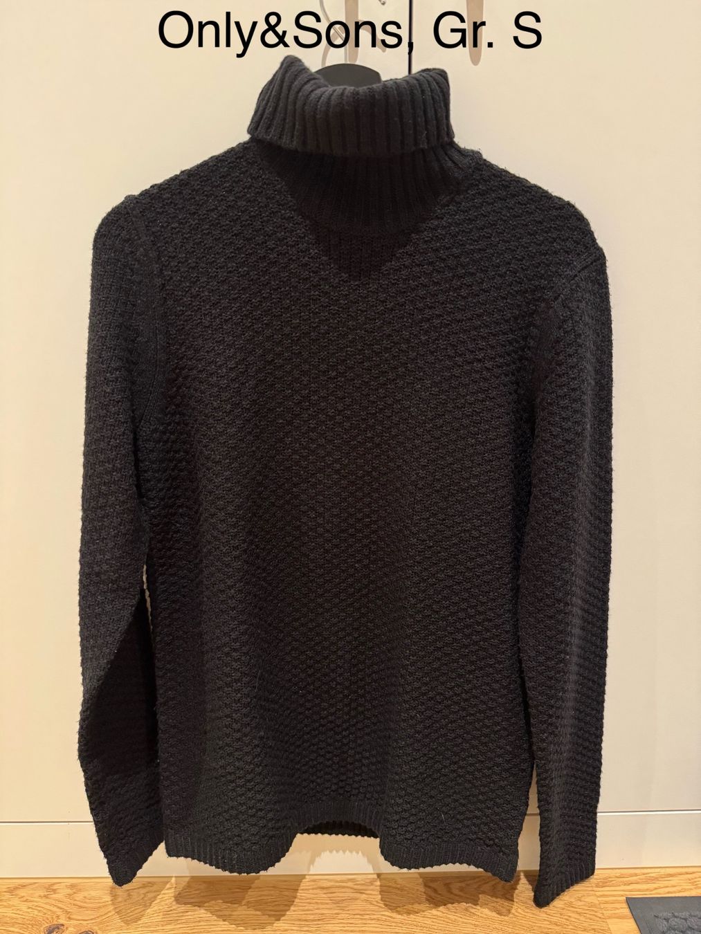 Maglioni & Felpe: schwarzer Rollkragenpullover Only&Sons Gr. S – Nuovo (secondo la descrizione) da Kleindöttingen venduto da CorinaCoco