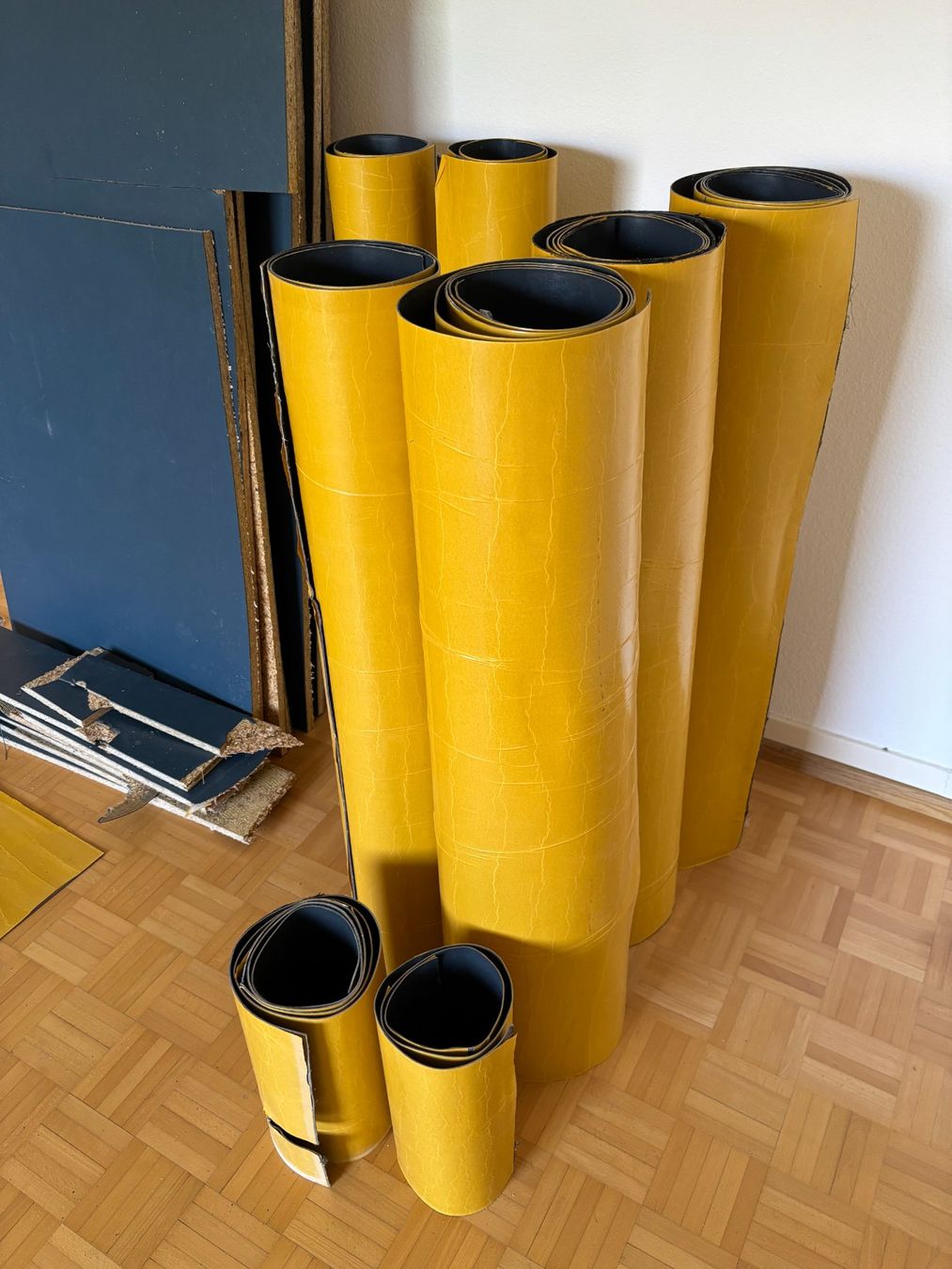 Piatti di portata: X-Ready Strahlen- und oder Schallschutz Bleimatte 2mm – Usato da zürich venduto da Asm_7773