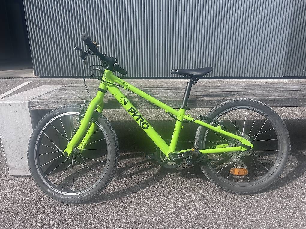 Pyro Velos: Pyro Twenty L Kinder Velo, Grün – Gebraucht aus Zürich von Mauz80