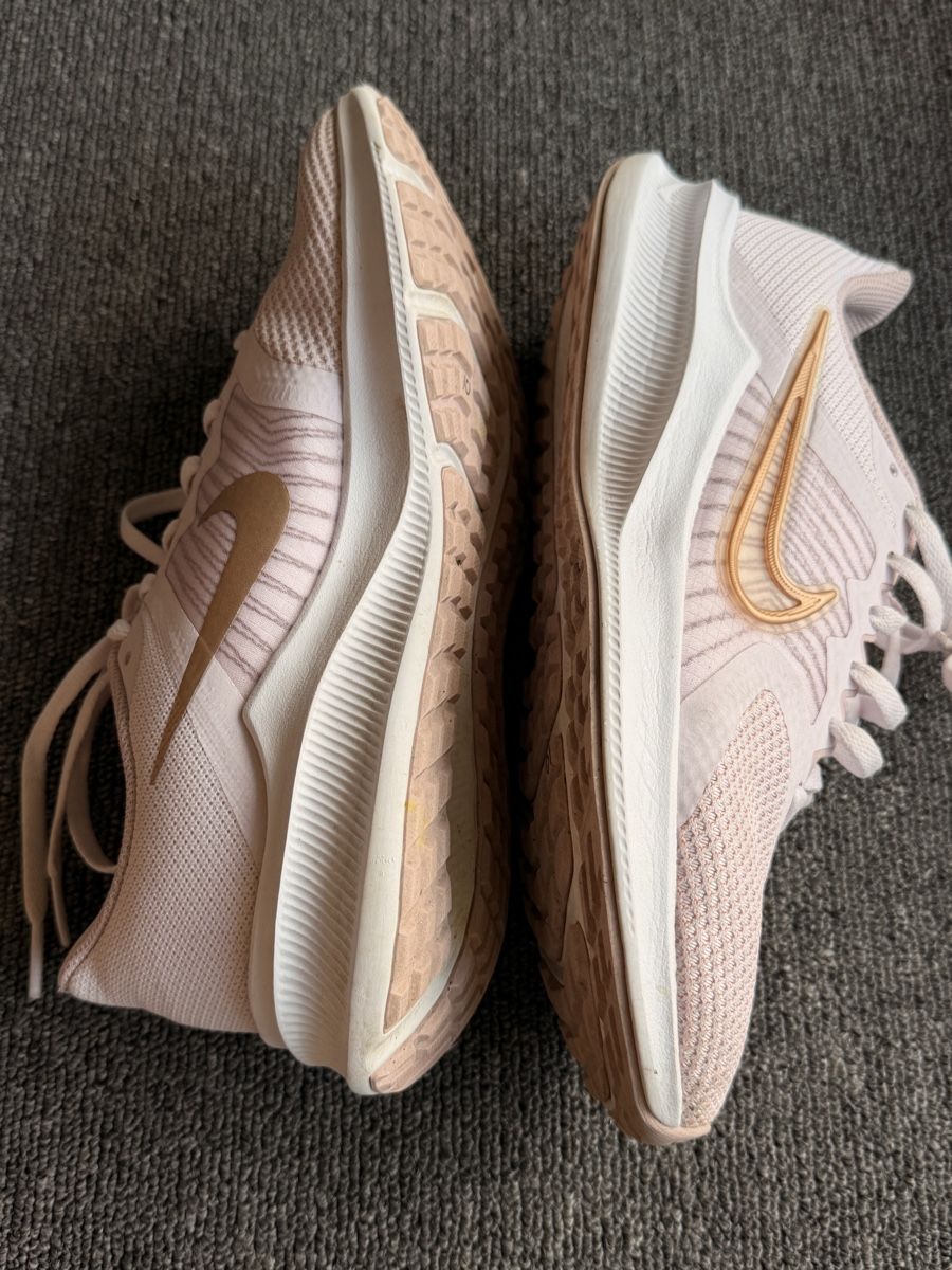 Nike Damenschuhe: Nike Downshifter 11 femmes taille 38 – Gebraucht aus Bulle von LeMoleson 3