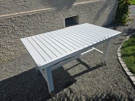 Gartentisch aus Aluminium