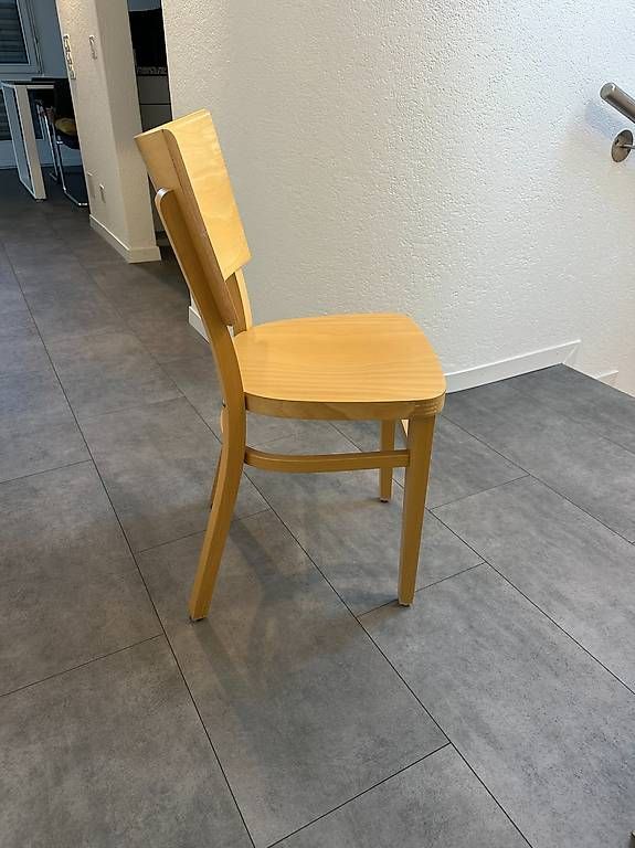Stühle: Essstühle Holz – Gebraucht aus Widen von Hafner01Eggenwil 1