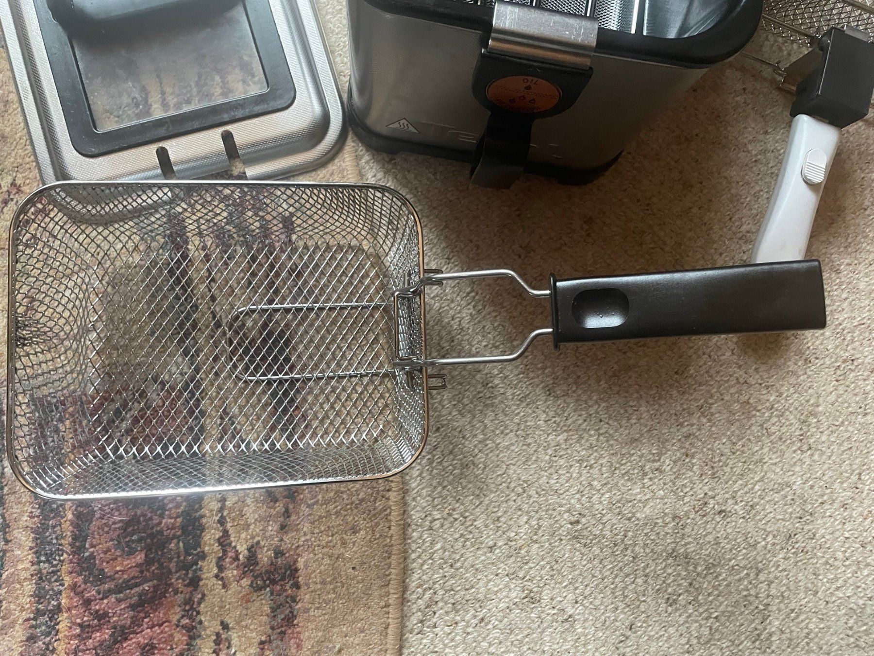 Tefal Elettrodomestici da cucina: Friteuse abzugeben – Usato da Oberiberg venduto da Cheyha 3
