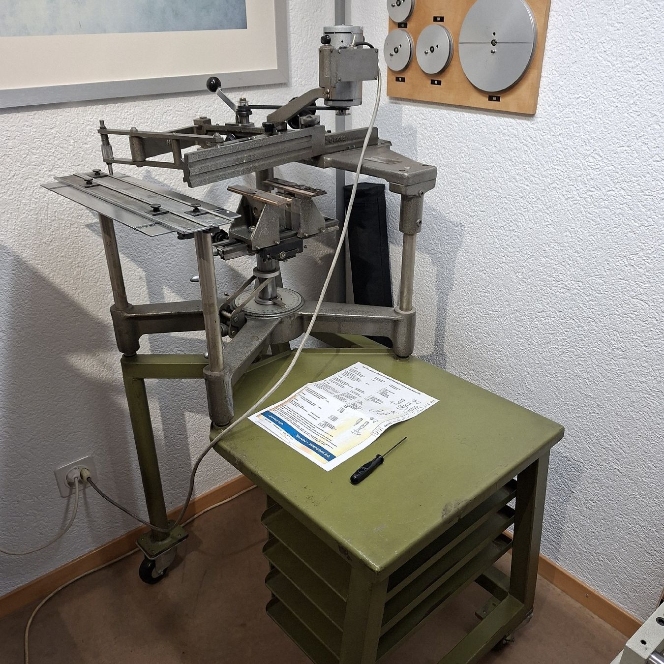 Tutte le macchine: Graviermaschine Gravograph Typ Tx 90172 – Usato da Hüswil venduto da Tanzfuedle 3