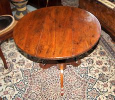 Antiker Klapptisch im Englischen Kolonialstil