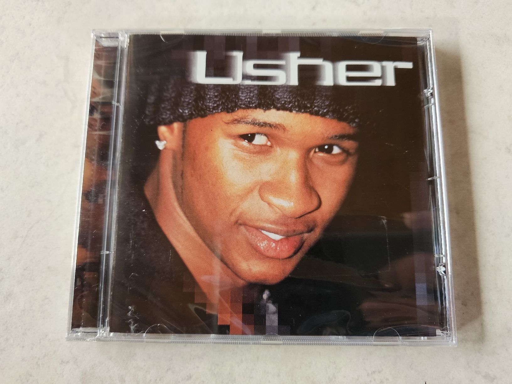 CD: Usher  -  Usher  /  Fabrikneu – Nuovo e nell'imballaggio originale da Schneisingen venduto da backstore24