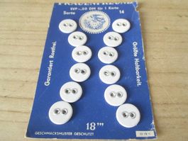12 antike Wäscheknöpfe = 1 Knopfkarte