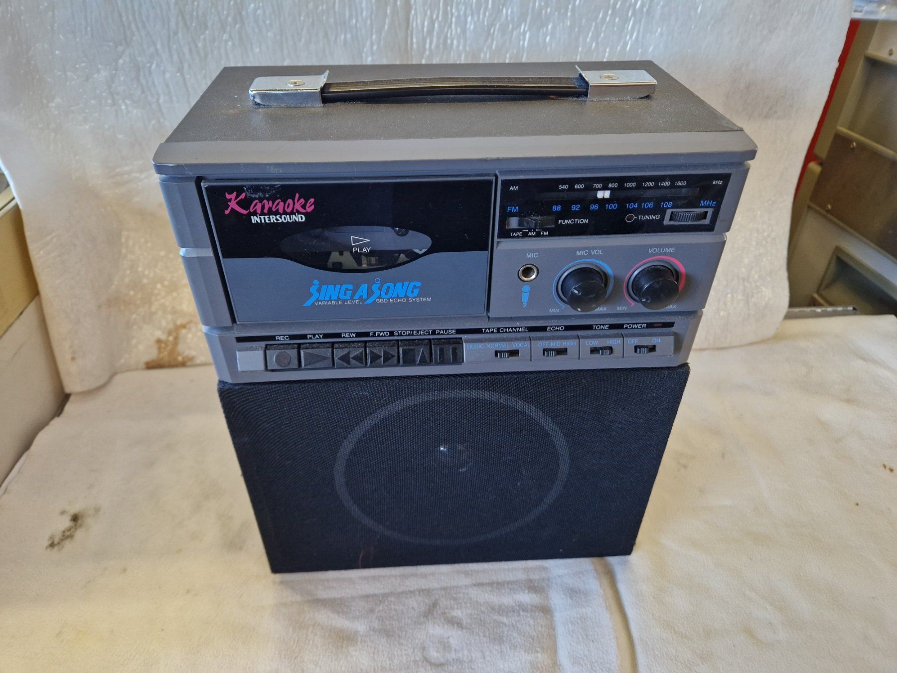 Multimediaplayer & Streamer: Mini Karaoke Anlage mit Radio – Gebraucht aus Wädenswil von tome70 1