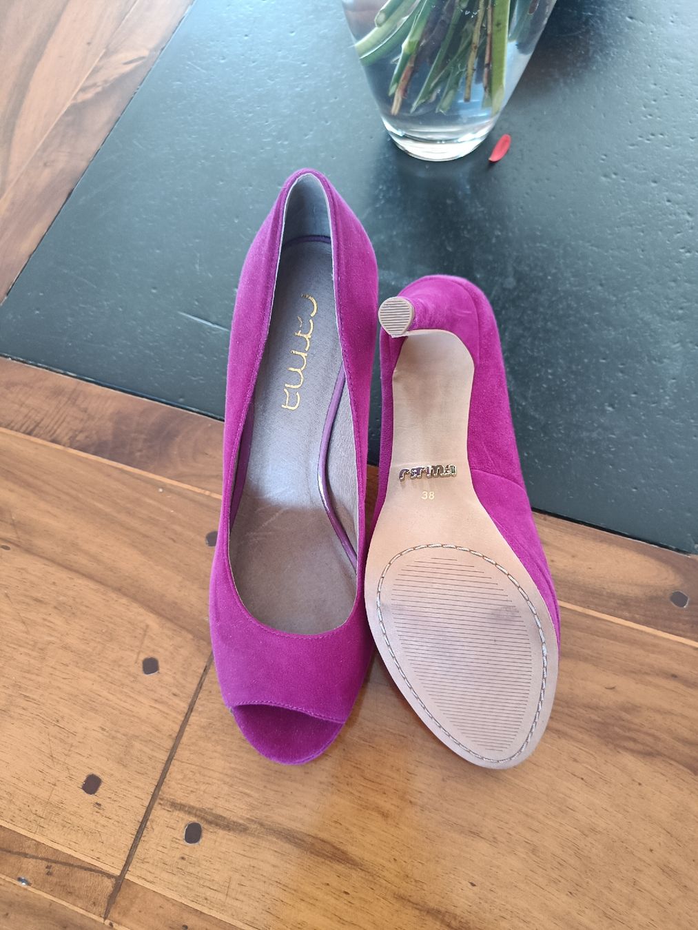 Damenschuhe: elegante Damen Pumps – Neu (gemäss Beschreibung) aus Emmen von kat_q67m 2