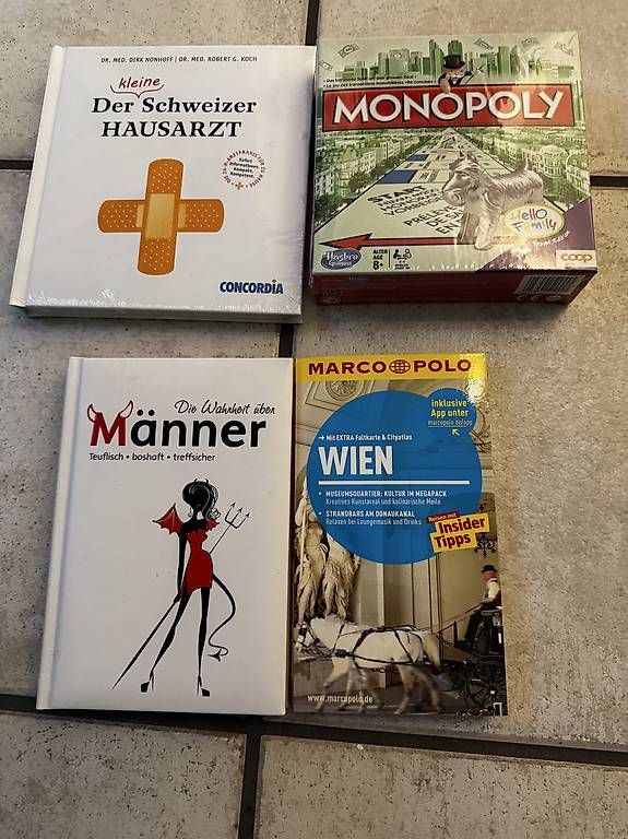 Libri: Spiel und Bücher  – Usato da Wollerau venduto da michel31 1