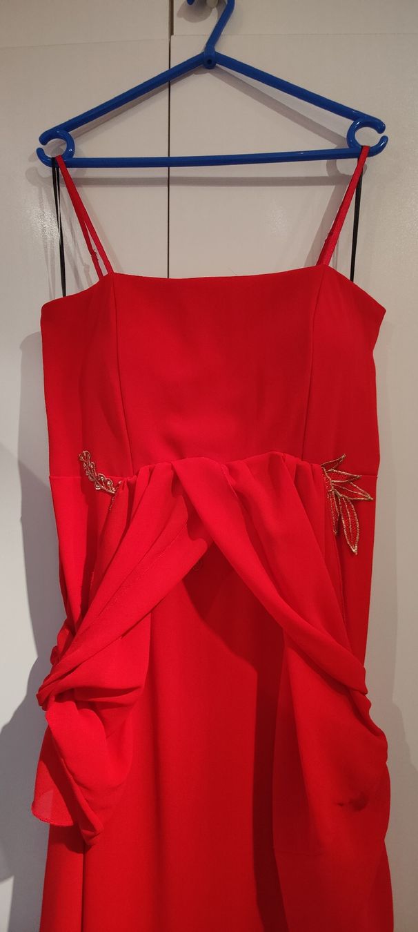 Vestiti: Festliches Kleid in Rot Gösse 40 – Usato da Bern venduto da Aliloli 3