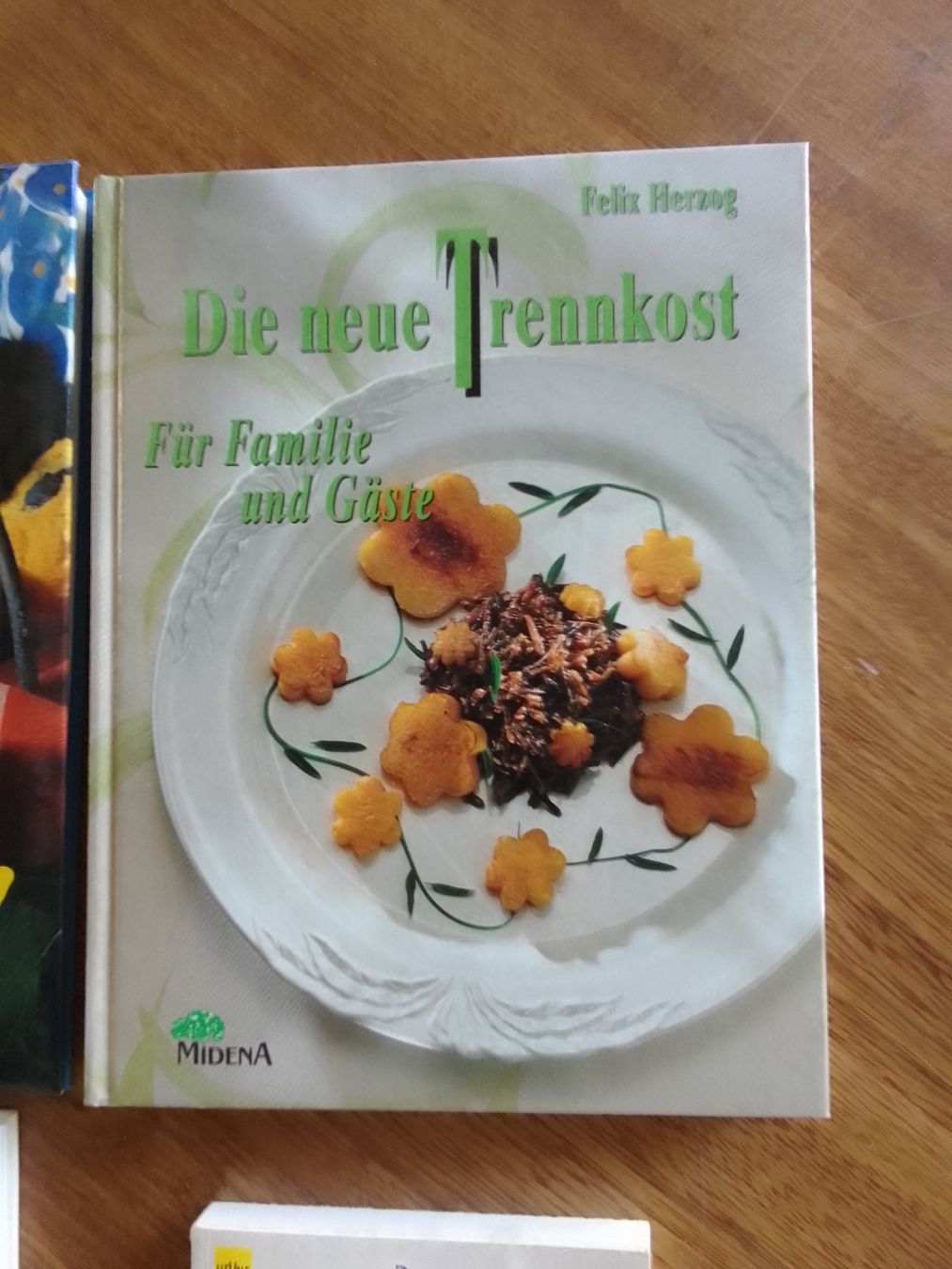 Libri: 5 Kochbücher wie abgebildet.. – Usato da Ebmatingen venduto da swiss.canadian 2