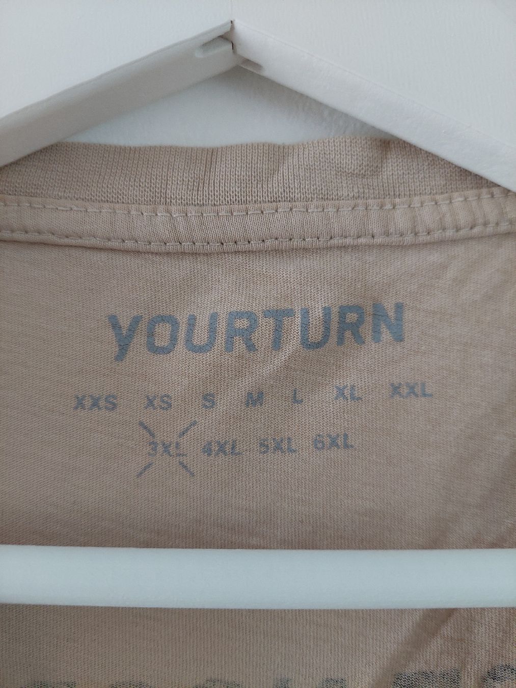 T-shirt: Tshirt YOURTURN – Usato da Neftenbach venduto da Joyvdberg 4