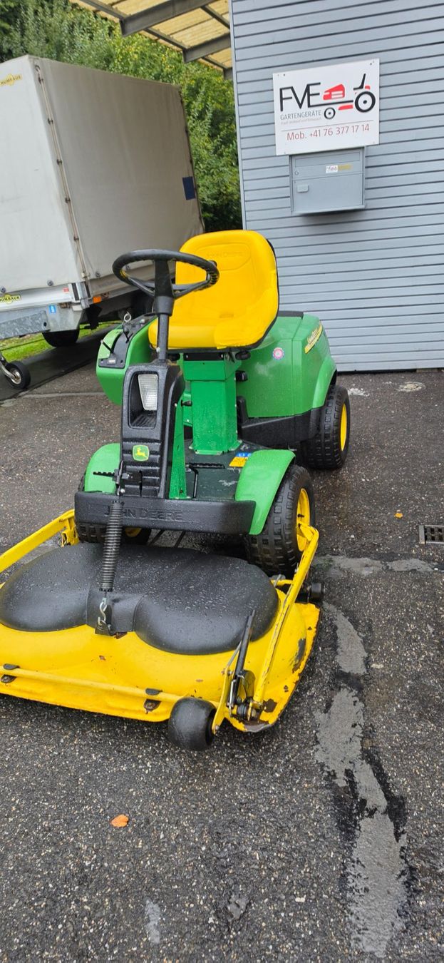 John Deere Tagliaerba: John Deere Aufsitzmäher – Usato da Rain venduto da Fafan069 1