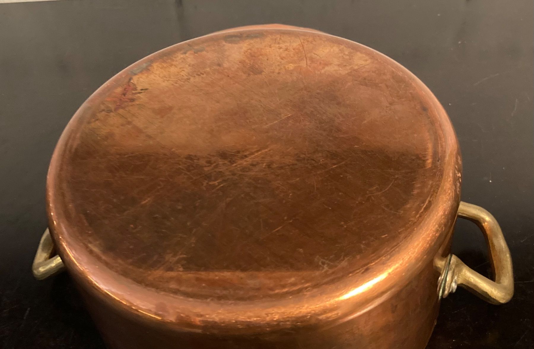 Pfannen: Kupfertopf mit Deckel Messinggriffe gebraucht, 16,3 cm – Gebraucht aus Riniken von begeh-r-bar 2