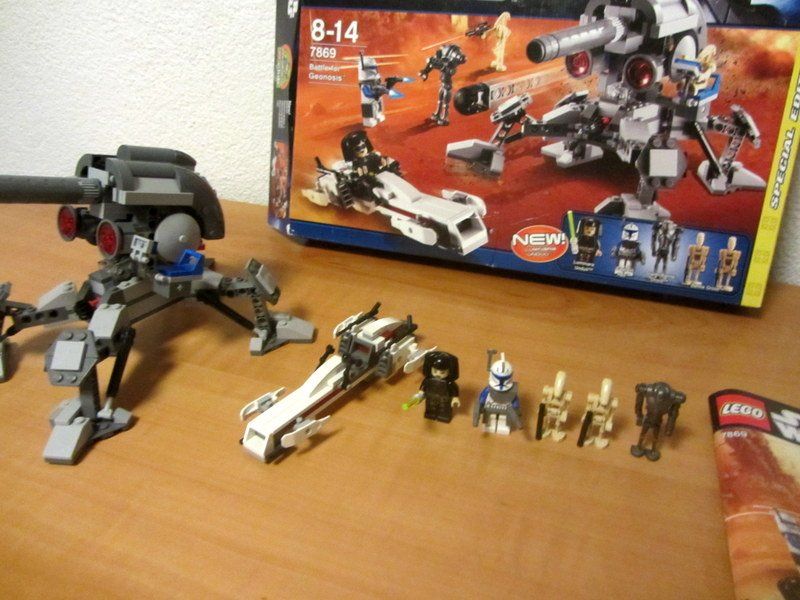 LEGO Star Wars 7869 