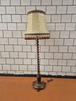 Stehlampe Holz gedrechselt mit Stoffschirm Shabby Chic Stil