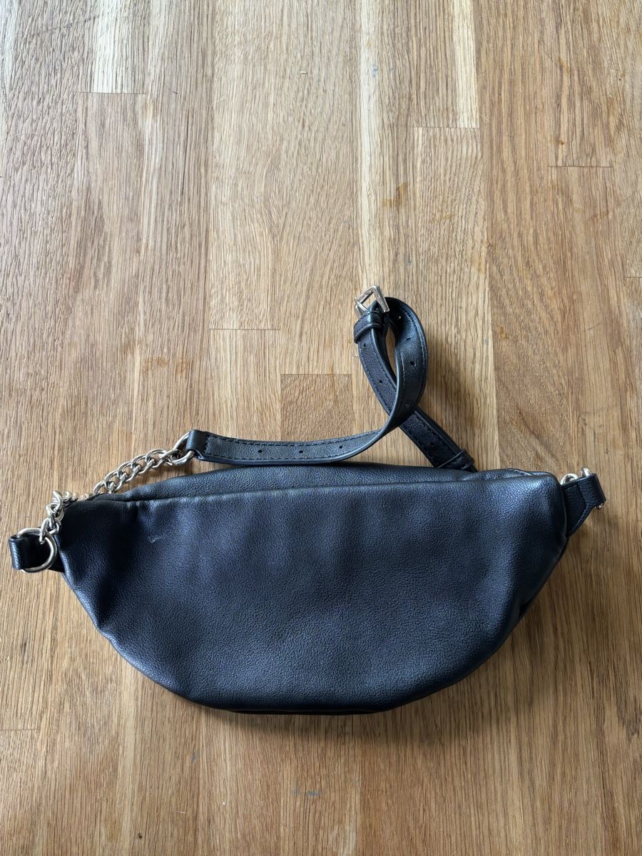Guess Borse da donna: Guess Tasche – Usato da Winterthur venduto da Fabunzkel 2