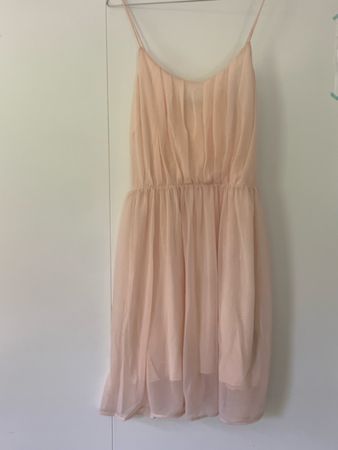 Elegant Summer Dress - Perfect for warm weather outings!