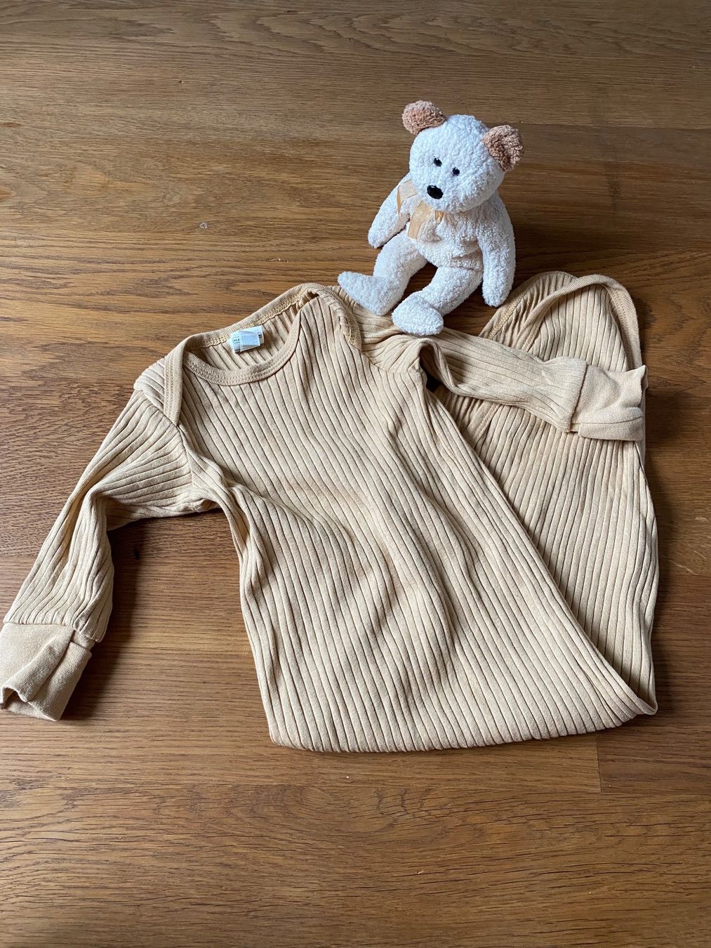 Alana Vestiti & Gonne: Pyjama Baby 50/56 oder 62/68 – Nuovo (secondo la descrizione) da Rorbas venduto da erdbeeri91 1