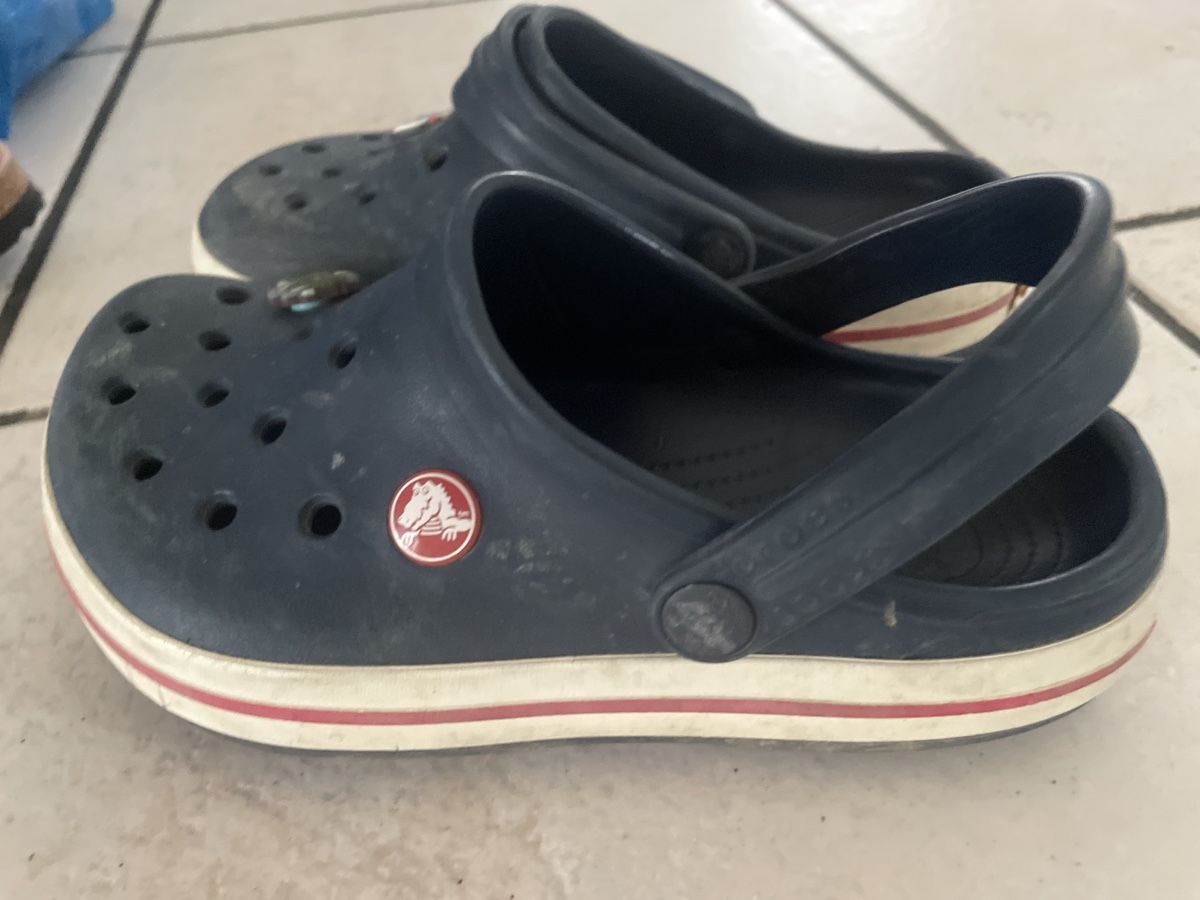 Crocs Scarpe per ragazzi: Original Crocs, dunkelblau, Gr.32/33 – Usato da Obergerlafingen venduto da cabo4