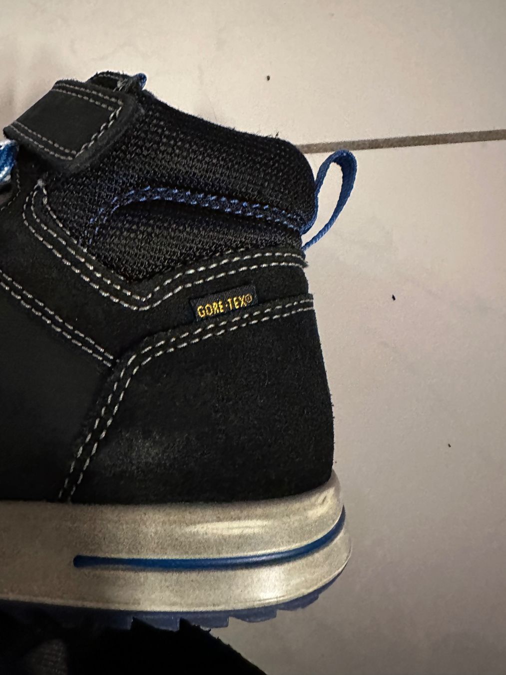 Ecco Scarpe per ragazzi: Wasserdichte Winterschuhe Ecco Gr.39 – Usato da Biel-Benken BL venduto da Sahra1 3