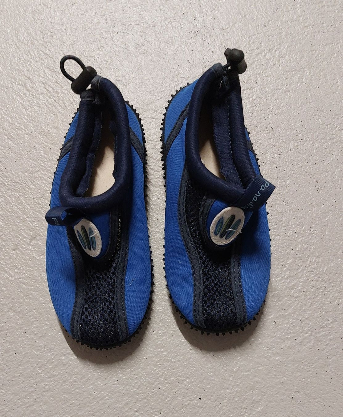 Chaussures garçon: Badeschuhe Grösse 26 – D'occasion à Hefenhofen par mar_pm5k