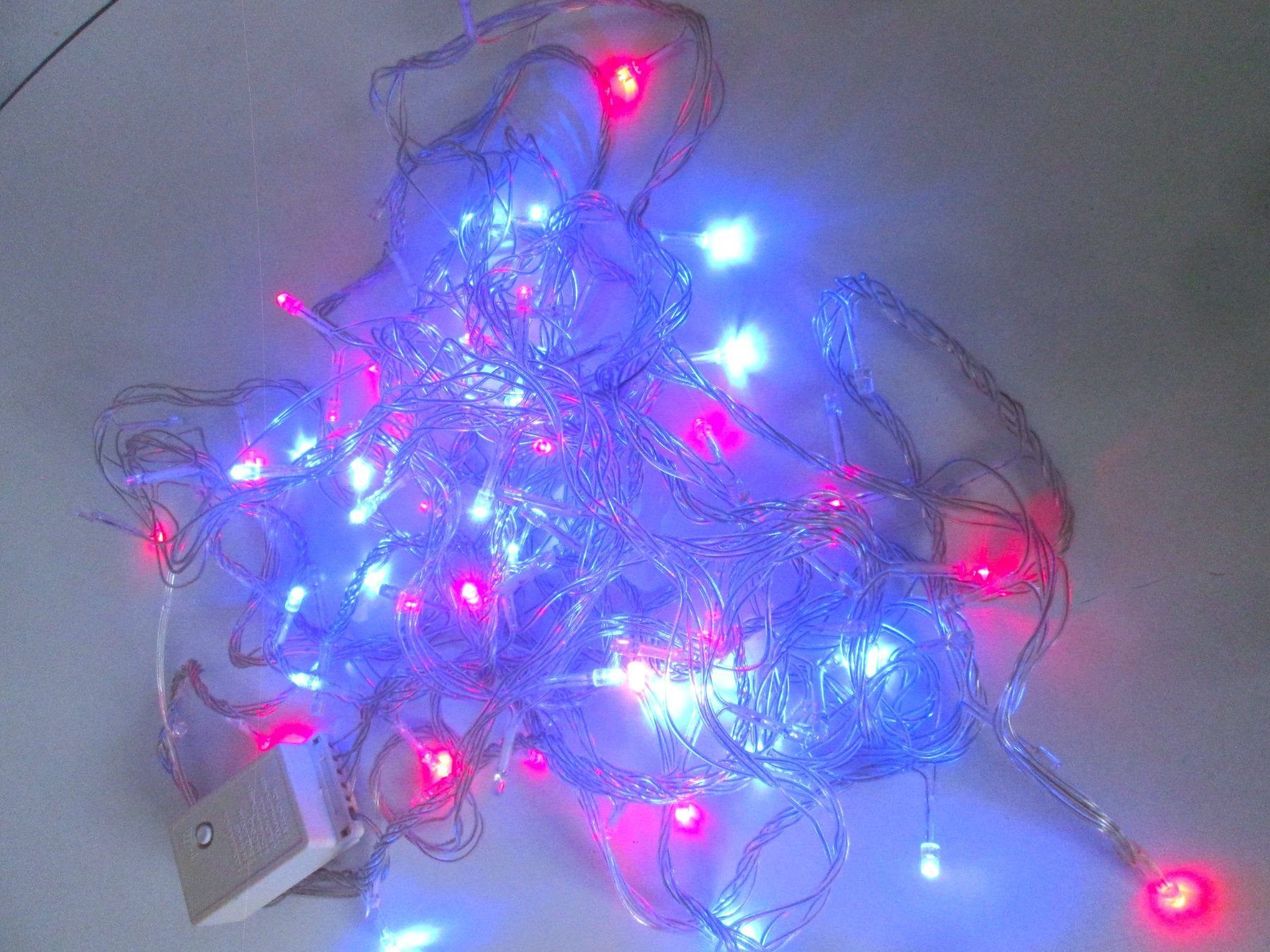 Ghirlande e barre luminose: Leuchtende Halskette – Usato da Sementina venduto da babucia 2
