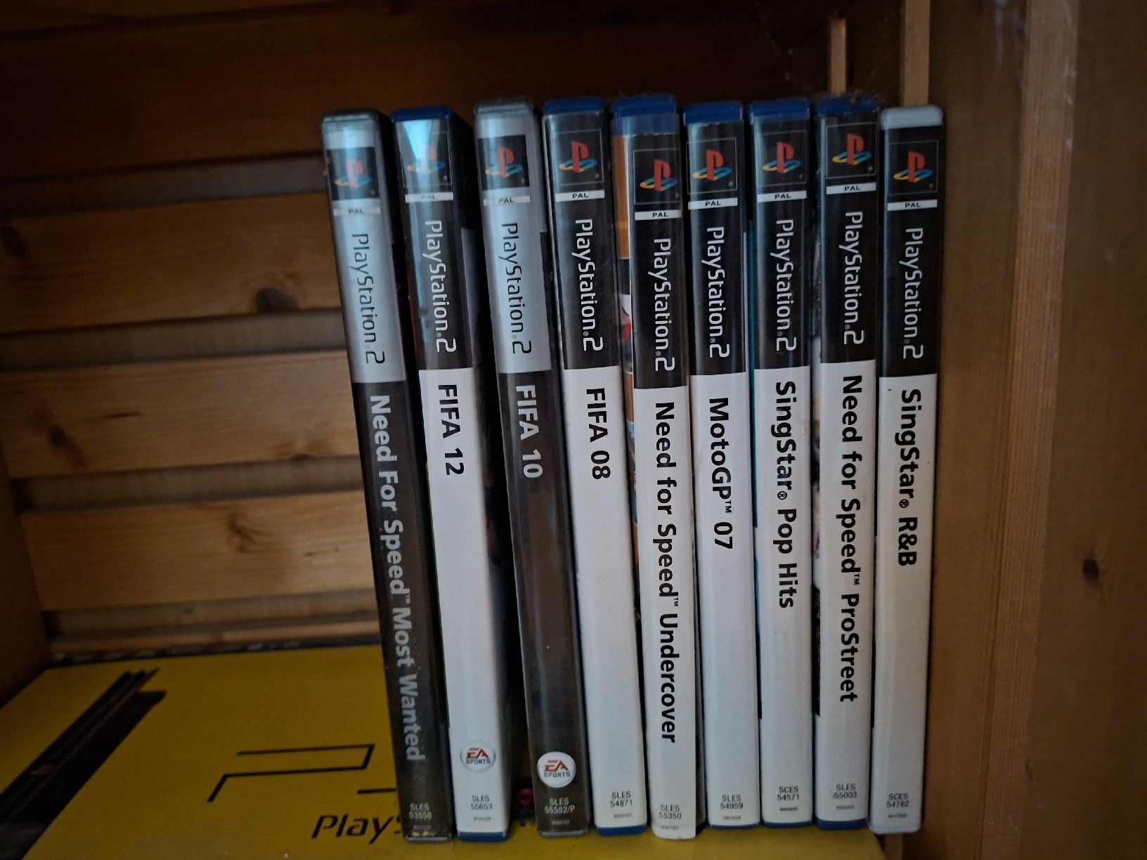 Sony Console: PlayStation 2 Konsole mit Spielen  – Usato da Rickenbach Sulz venduto da mei_n6rq 1
