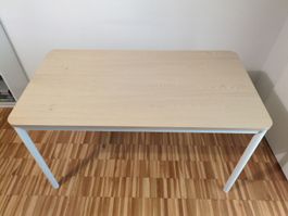 Table / desk with white oak finish – 130 × 70 cm