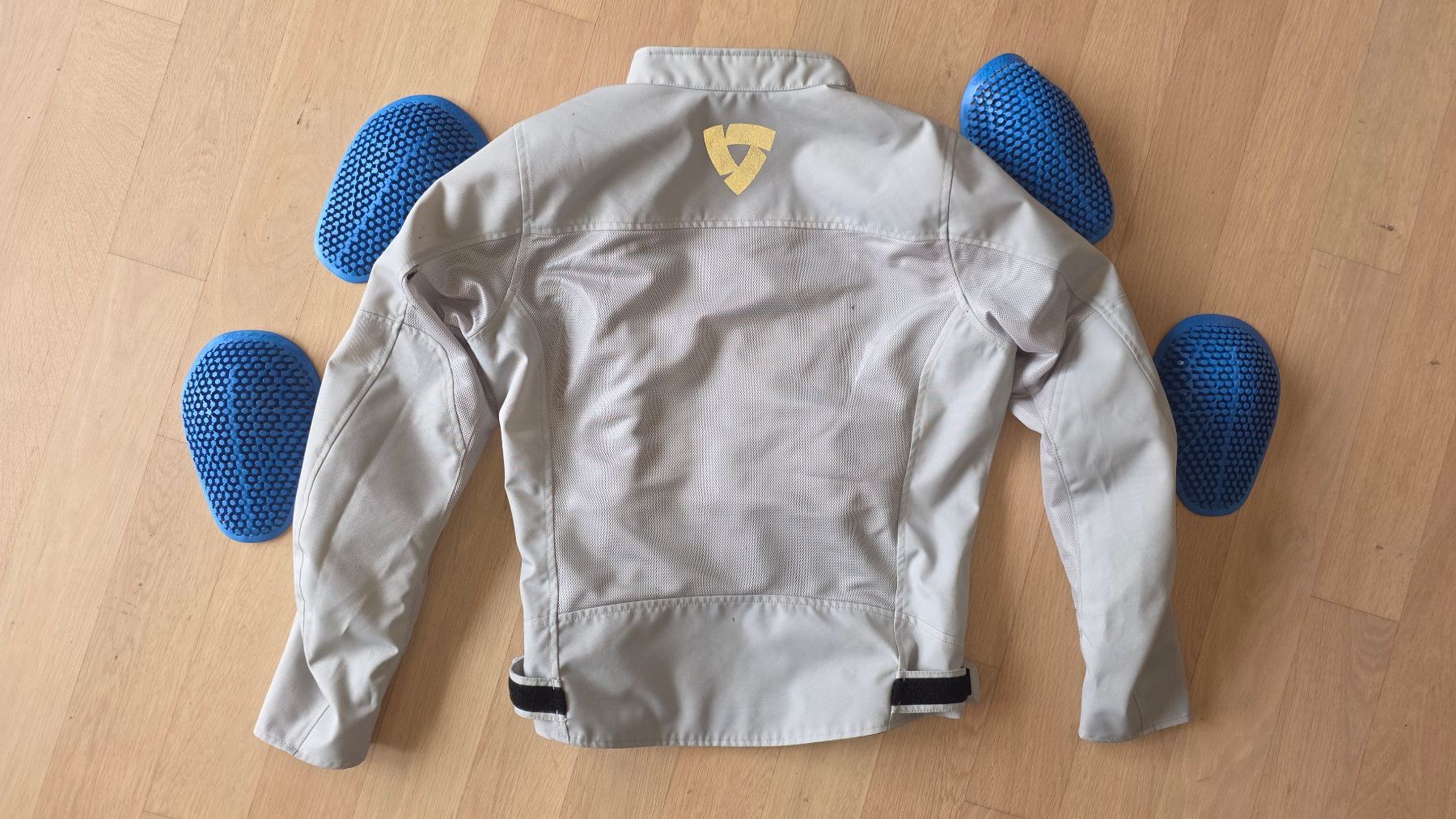 Jacken: Motorradjacke mit protektoren – Gebraucht aus Cham von bri_kbc5